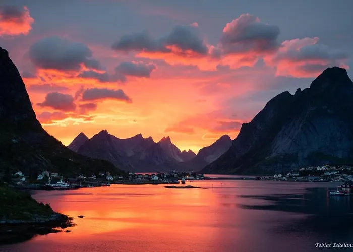 Reinefjord Panorama