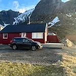 Reinefjord Panorama Semesterbostad
